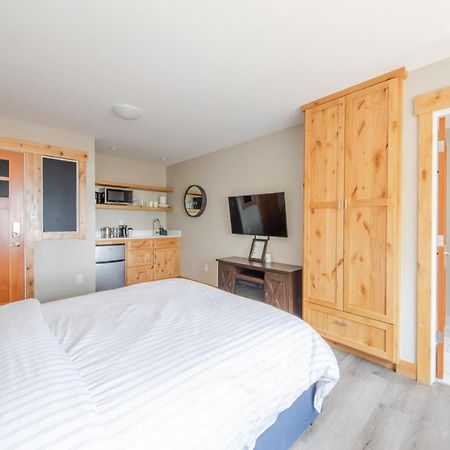 Lakeside Hotel Room #1 In 国王海滩 外观 照片